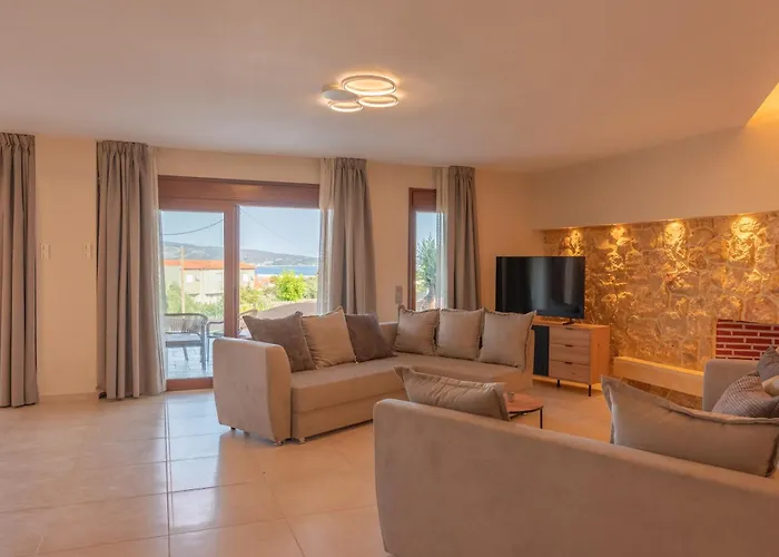 Διαμέρισμα Blionis Sea View Lux *